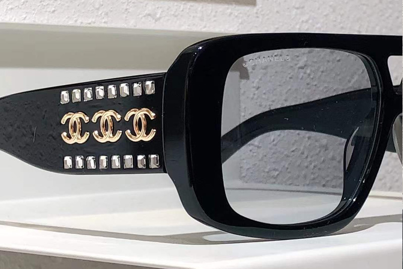 glasses