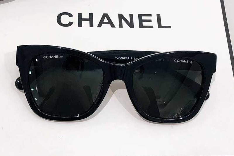 glasses