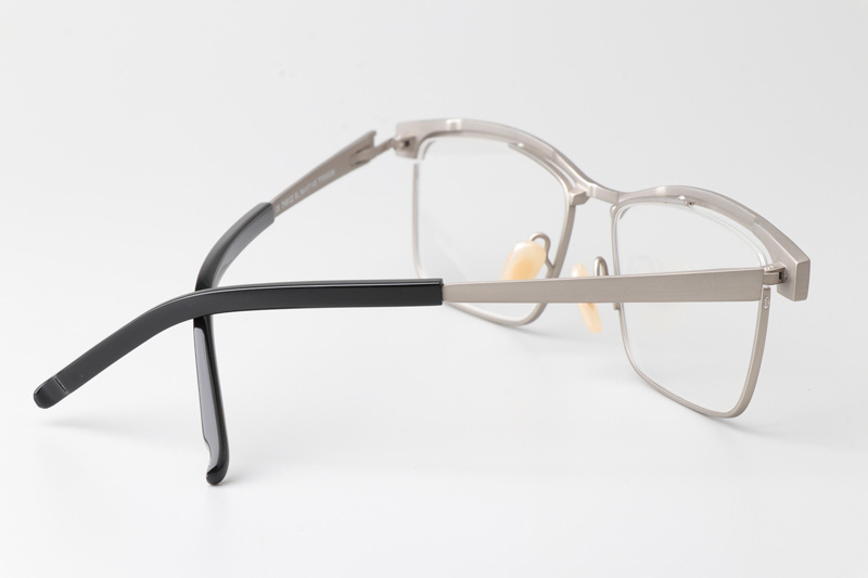 glasses